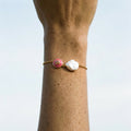 Aphrodite Eyes Bracelet with Pink Jade & White Pearl – 18k Gold finish