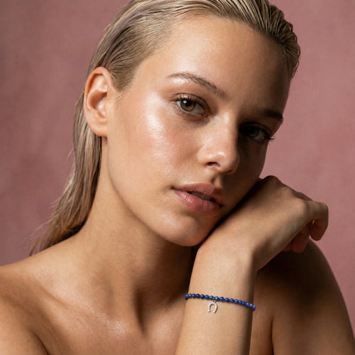 Arin Signature Bracelet in Lapis (3 mm.) with Horseshoe  – Sterling Silver 925